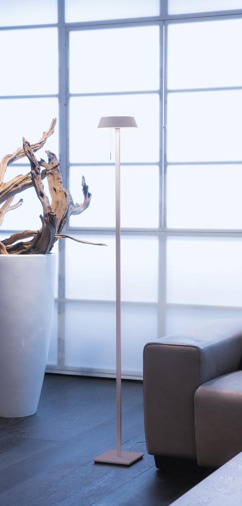 Oligo - Stehleuchte Glance-Stehleuchte-Oligo--TOJU Interior