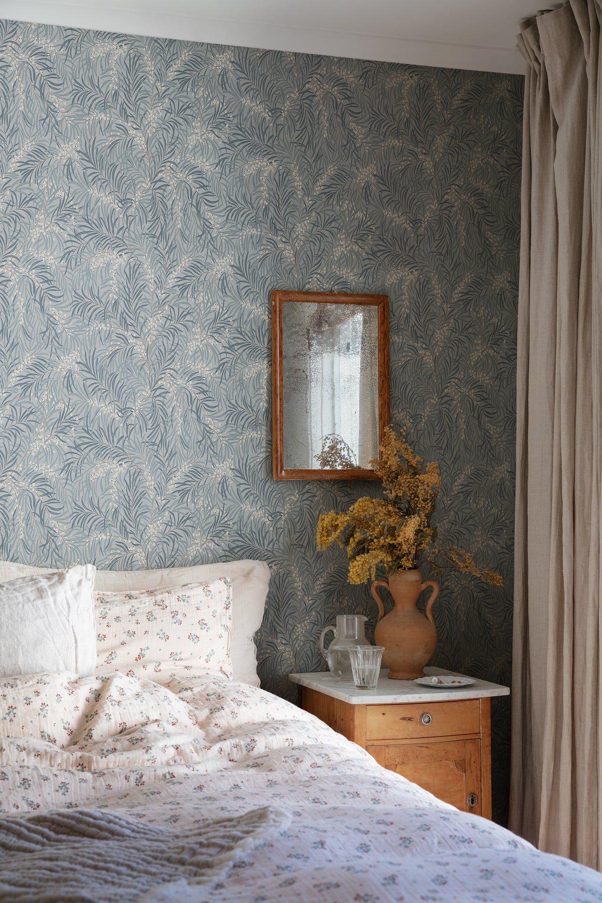 Sandberg Idun Misty Blue S10226 – Raumansicht