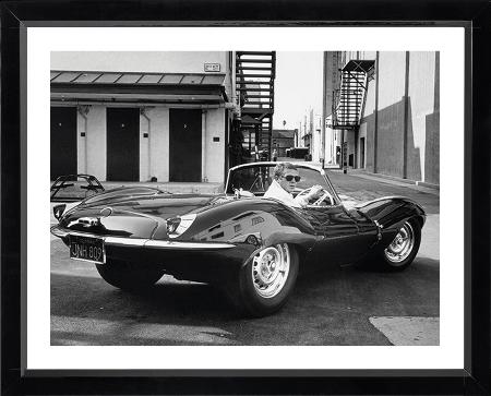 Brookpace Fine Art - Steve Mc Queen Jaguar-Wandbild-Brookpace Lascelles-Studio / Lackrahmen schwarz-TOJU Interior