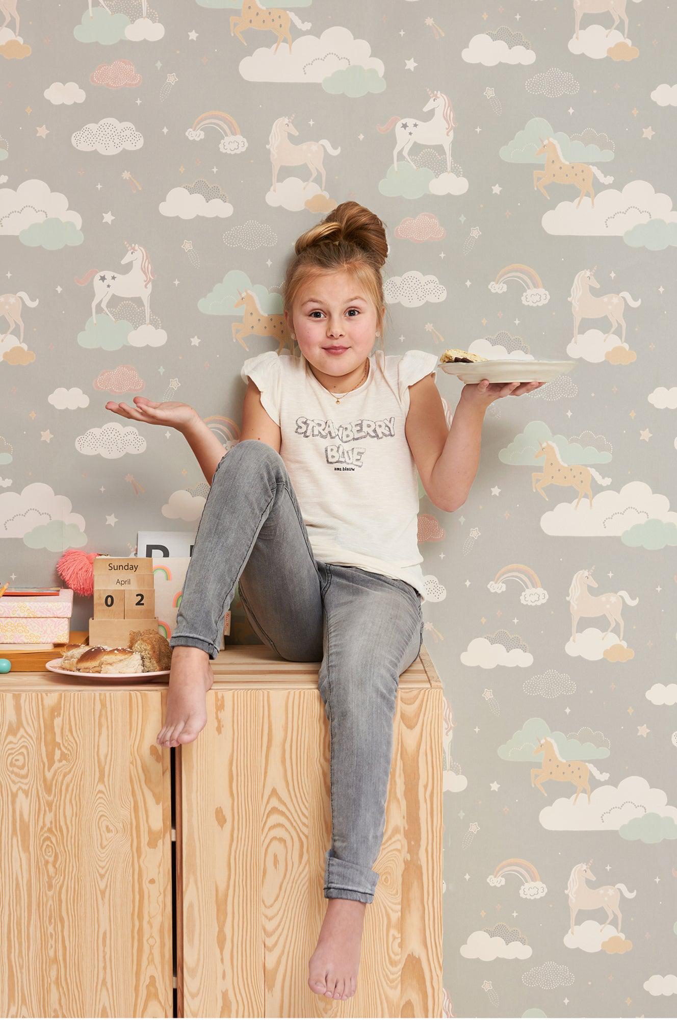 Majvillan - Tapete Rainbow Treasures-Tapeten-Majvillan-TOJU Interior