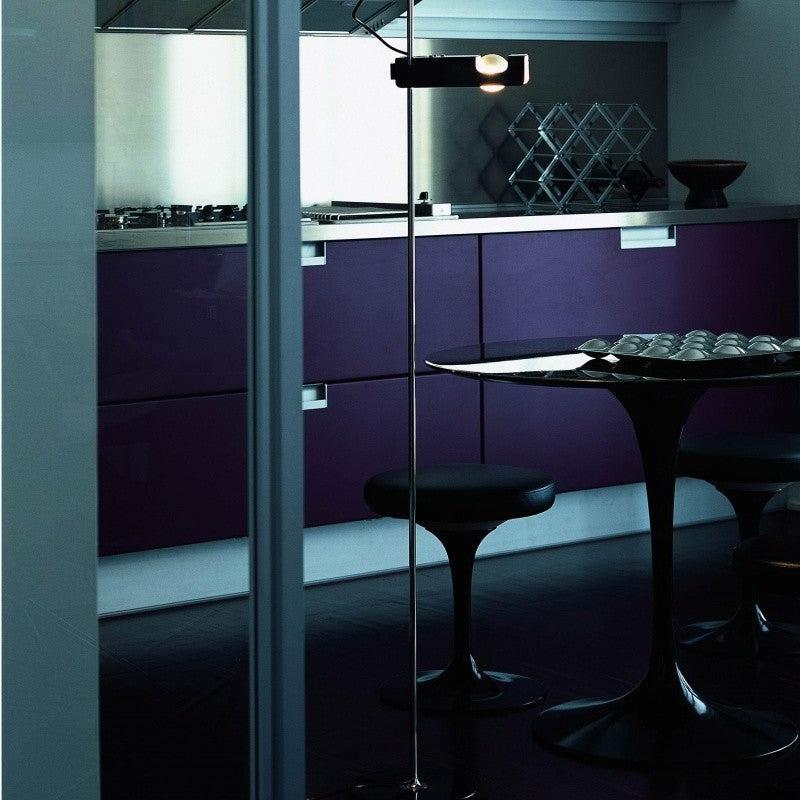 Oluce - Spider 3319 Stehleuchte-Leuchten-Oluce-schwarz/lackiert/H x Ø 140x23cm-TOJU Interior