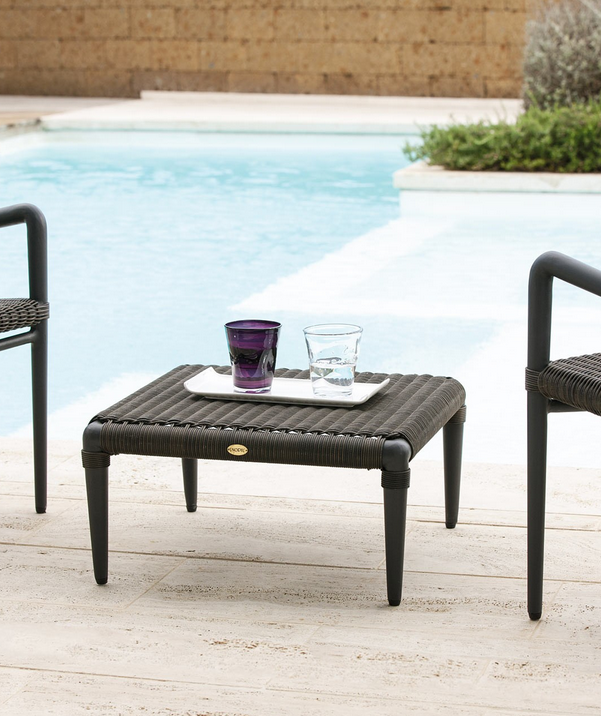 Unopiu - Quadratischer Gartentisch Experience-Gartentisch-Unopiu-TOJU Interior