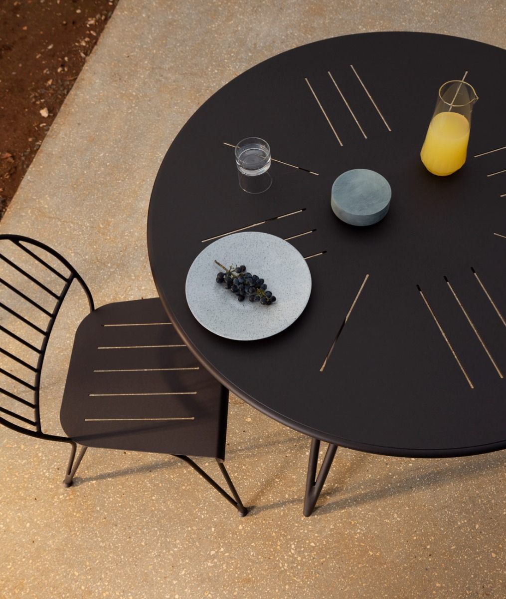 Unopiu - Tisch Ariete rund Ø 110 cm aus eisen in bronze-Tische-Unopiu-TOJU Interior