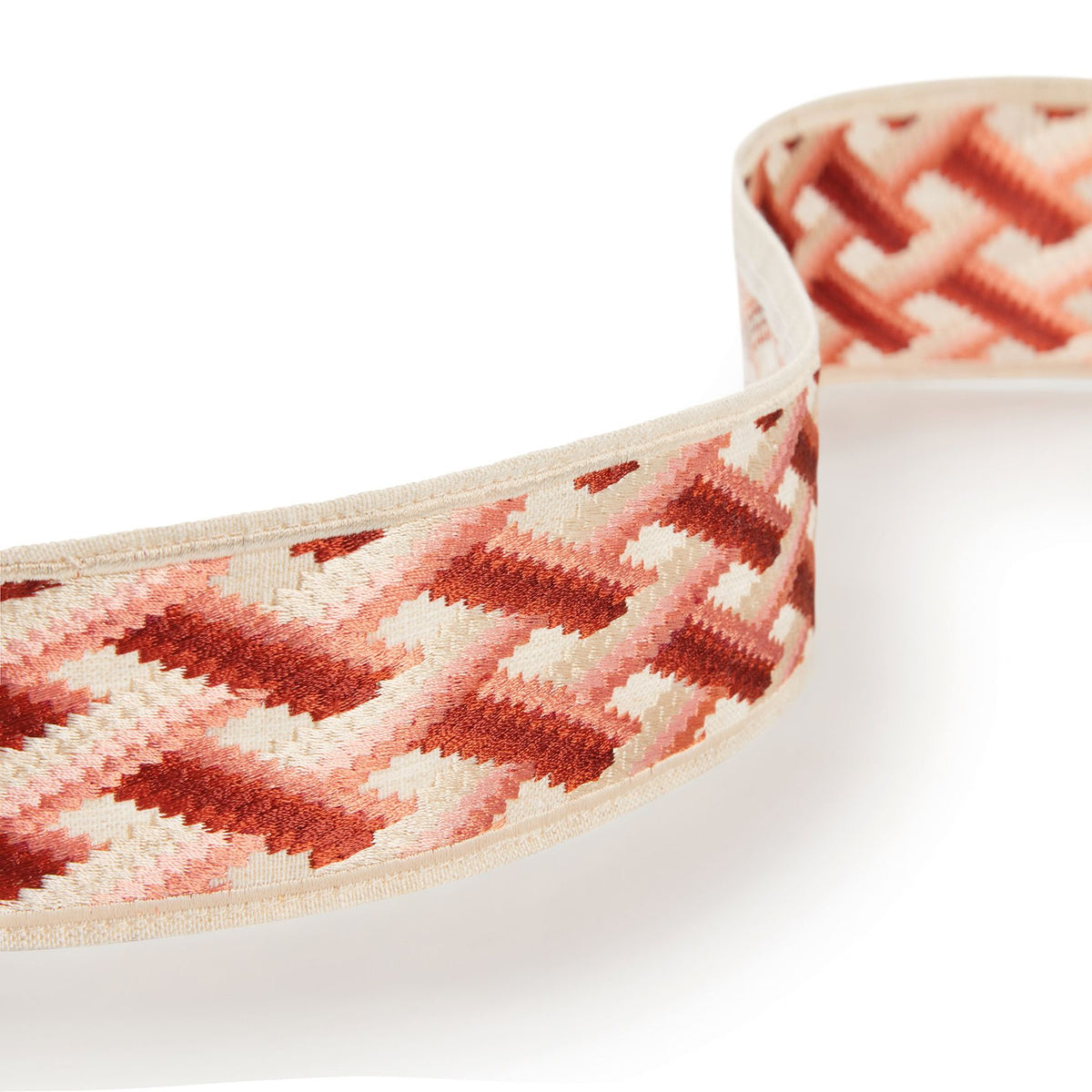 Osborne & Little Taniska Braid – Stoff – T810-04 – Coral