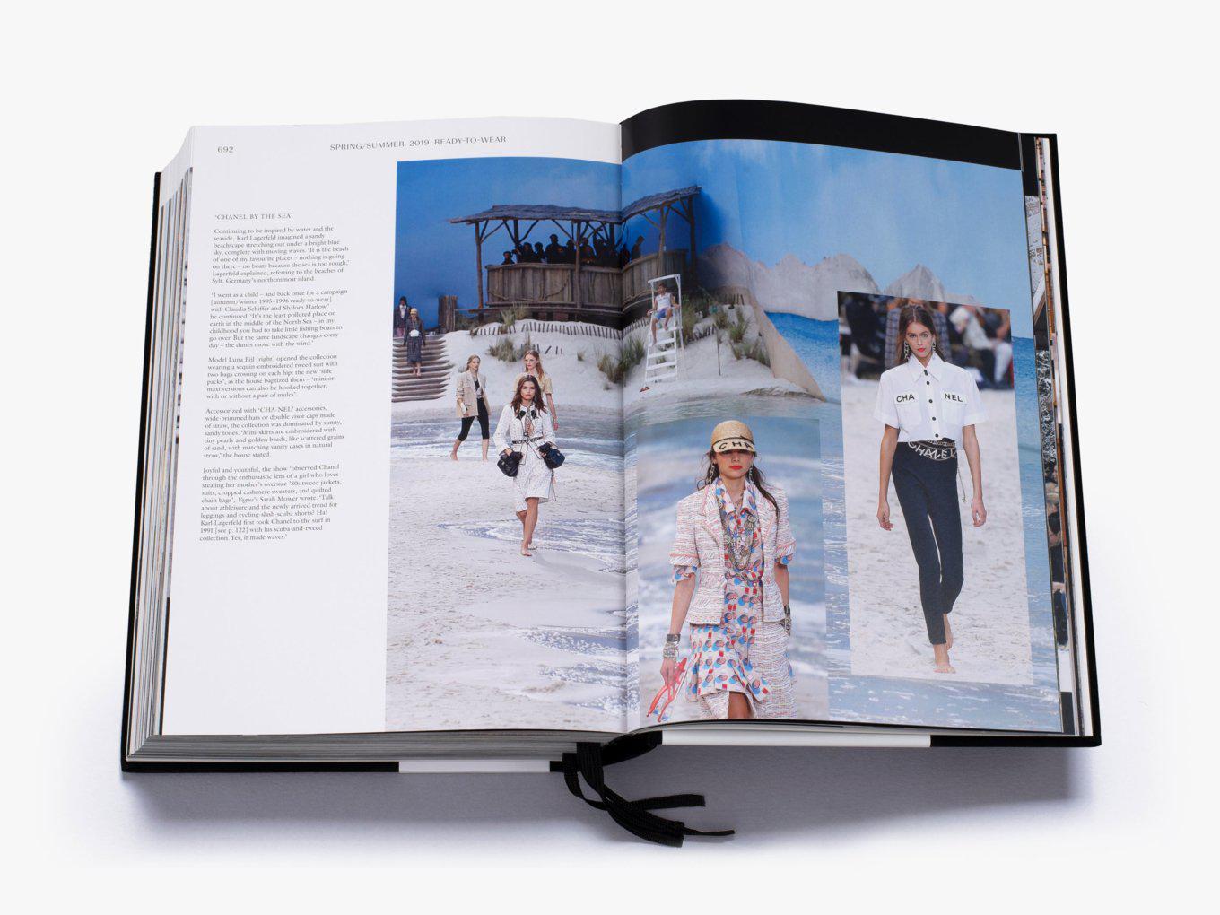 THAMES & HUDSON - Chanel Catwalk: The Complete Collections - Coffee Table Book-TOJU Interior