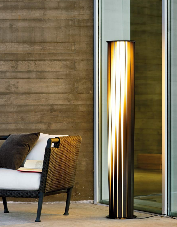 Unopiu - Lampe Anton aus Aluminium mit gedrehten Leisten-Leuchte-Unopiu-Bronze-TOJU Interior